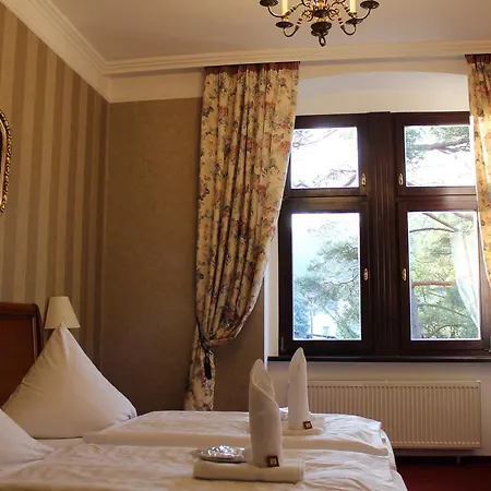 Stecklenberg 3* ターレ